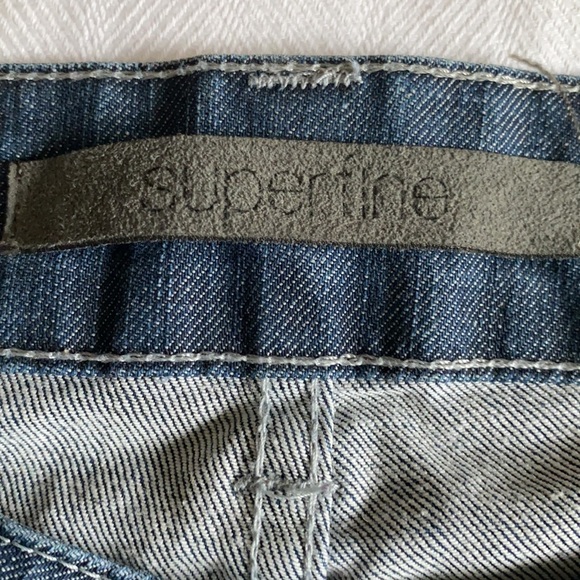 Denim Capri with zipper detail at leg opening - Picture 2 of 9